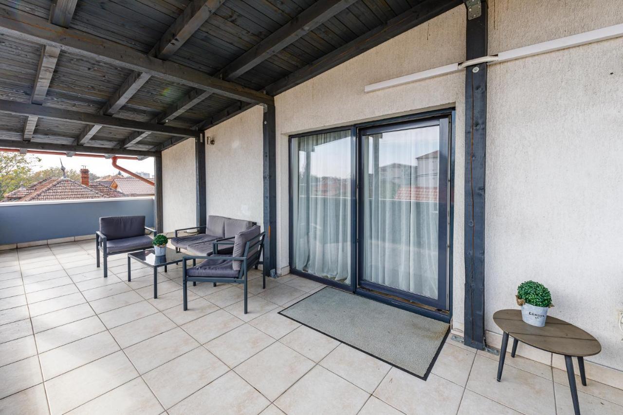 Apartament De Lux Cu Terasa Apartamento Timisoara Exterior foto